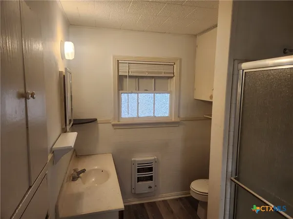 $1,300 | 1415 North 7th Street, Temple, TX 76501