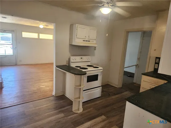 $1,300 | 1415 North 7th Street, Temple, TX 76501