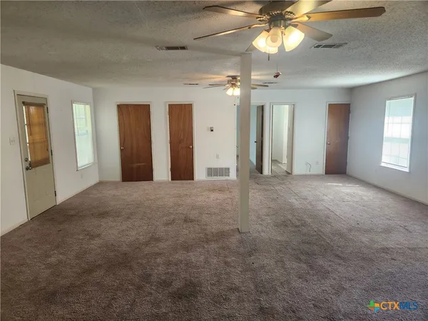 $1,300 | 1415 North 7th Street, Temple, TX 76501