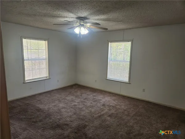 $1,300 | 1415 North 7th Street, Temple, TX 76501