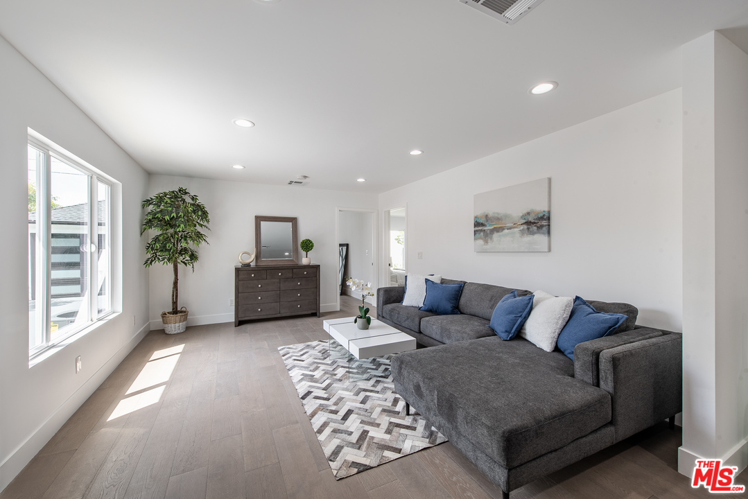 3777 Virginia Road Los Angeles, CA 90016 - Photo 11 of 38 Gallery Image 11