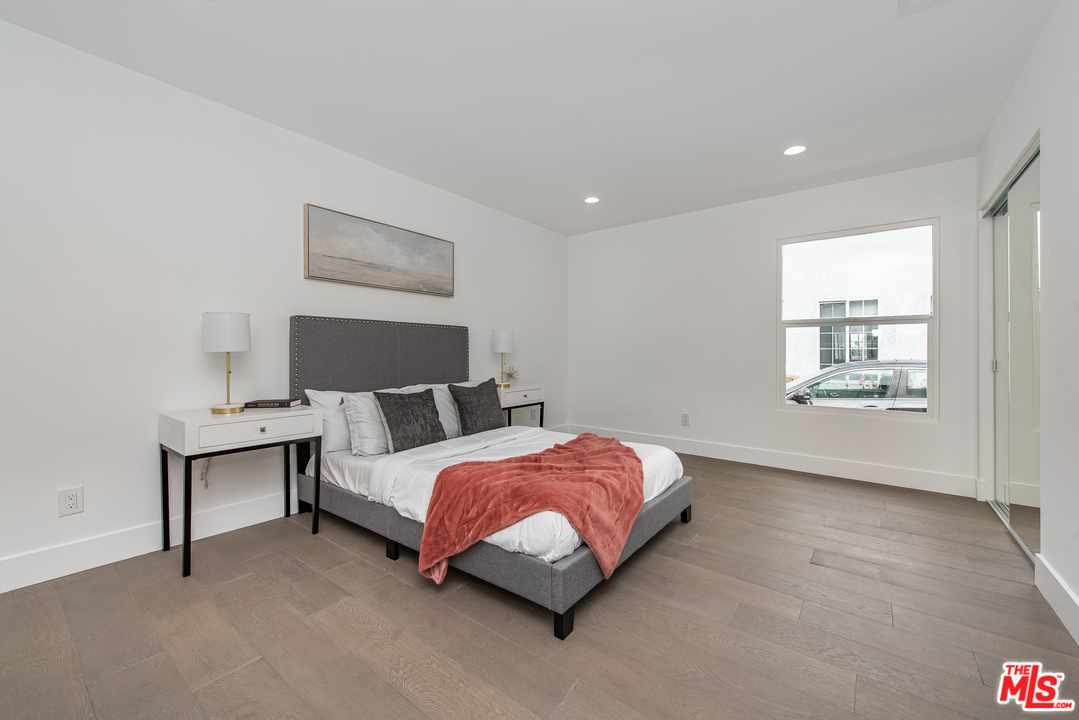 3777 Virginia Road Los Angeles, CA 90016 - Photo 24 of 38 Gallery Image 24