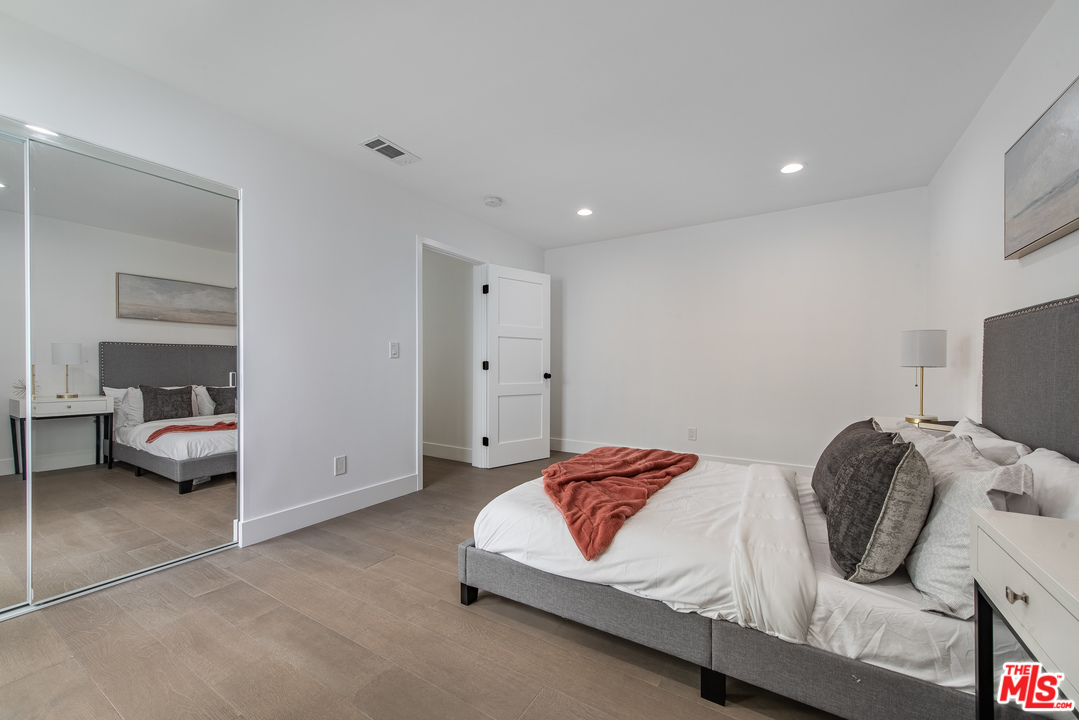 3777 Virginia Road Los Angeles, CA 90016 - Photo 25 of 38 Gallery Image 25