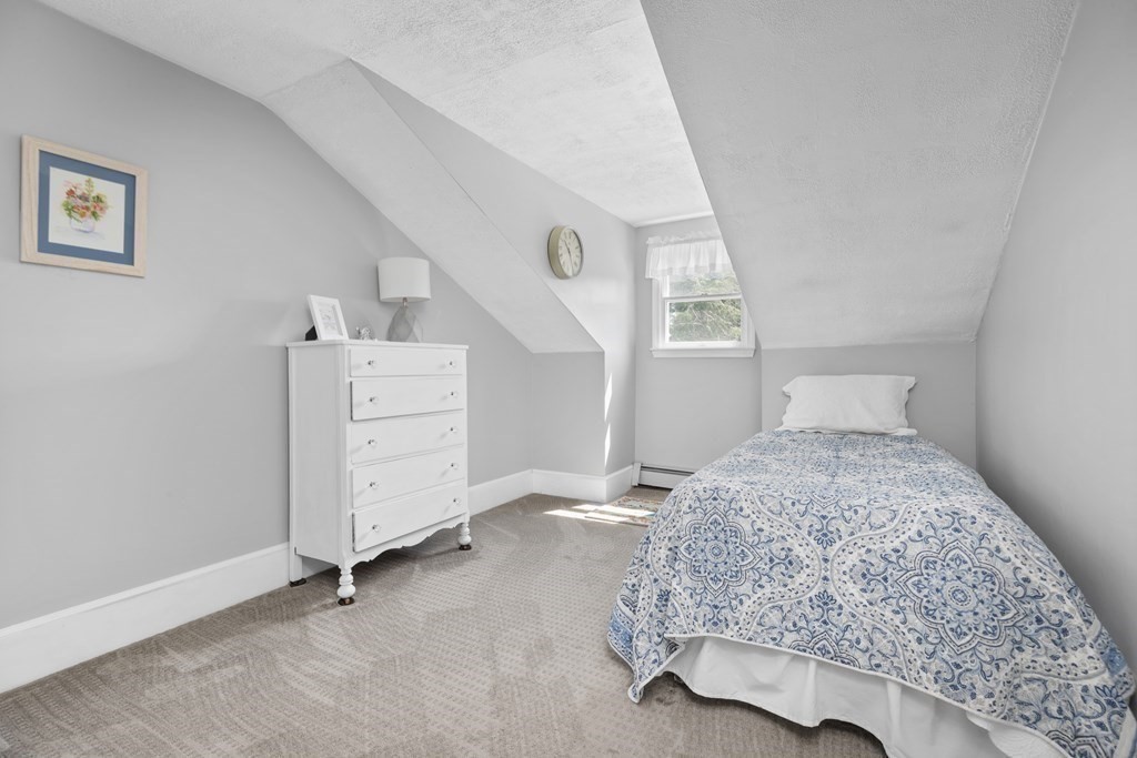 4 Pine Grove Road Hingham, MA 02043 - Photo 22 of 40