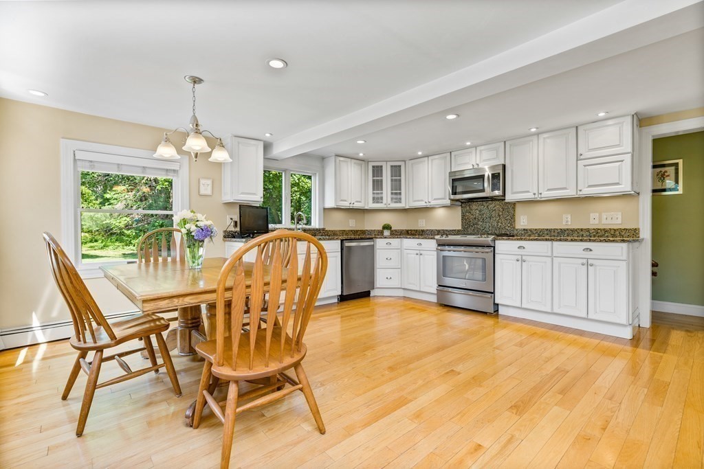 4 Pine Grove Road Hingham, MA 02043 - Photo 10 of 40