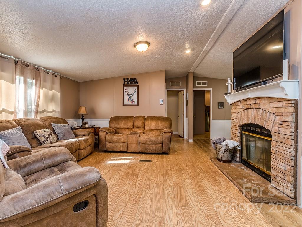 2816 Rolling Hills Road Lancaster, SC 29720 - Photo 5 of 27 Gallery Image 5