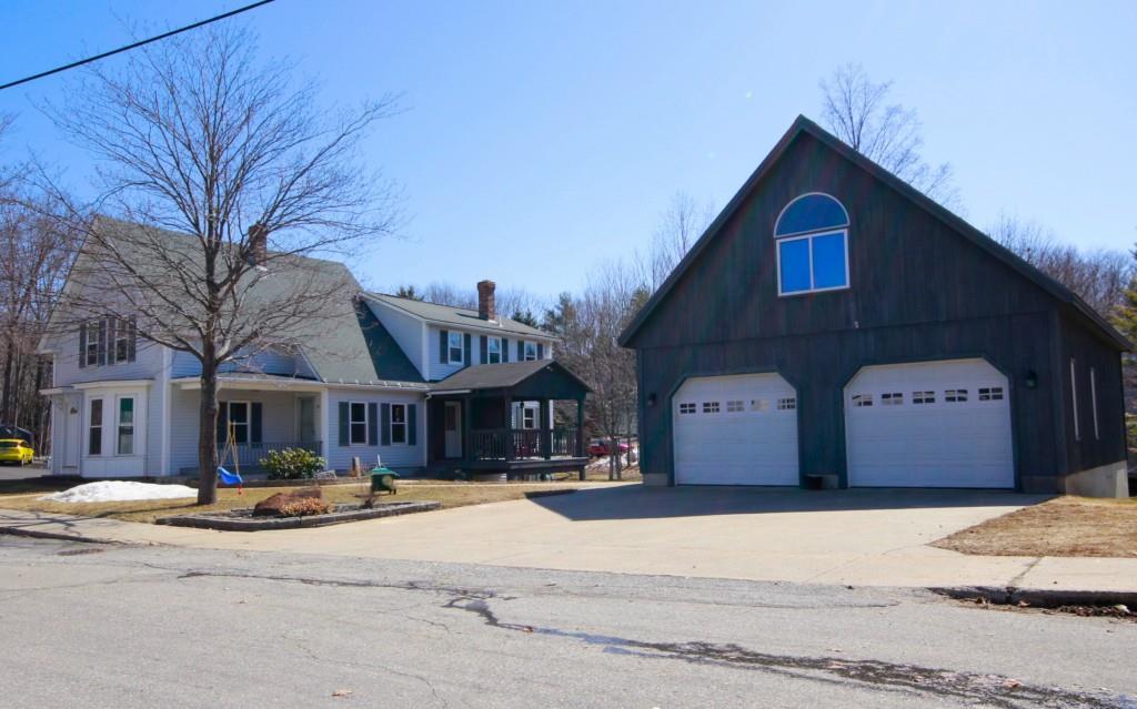 11 George Street Springvale, ME 04083 - Photo 13 of 32 Photo