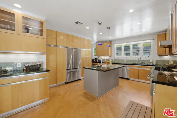 $1,849,000 | 12263 Laurel Terrace Drive, Studio City, CA 91604