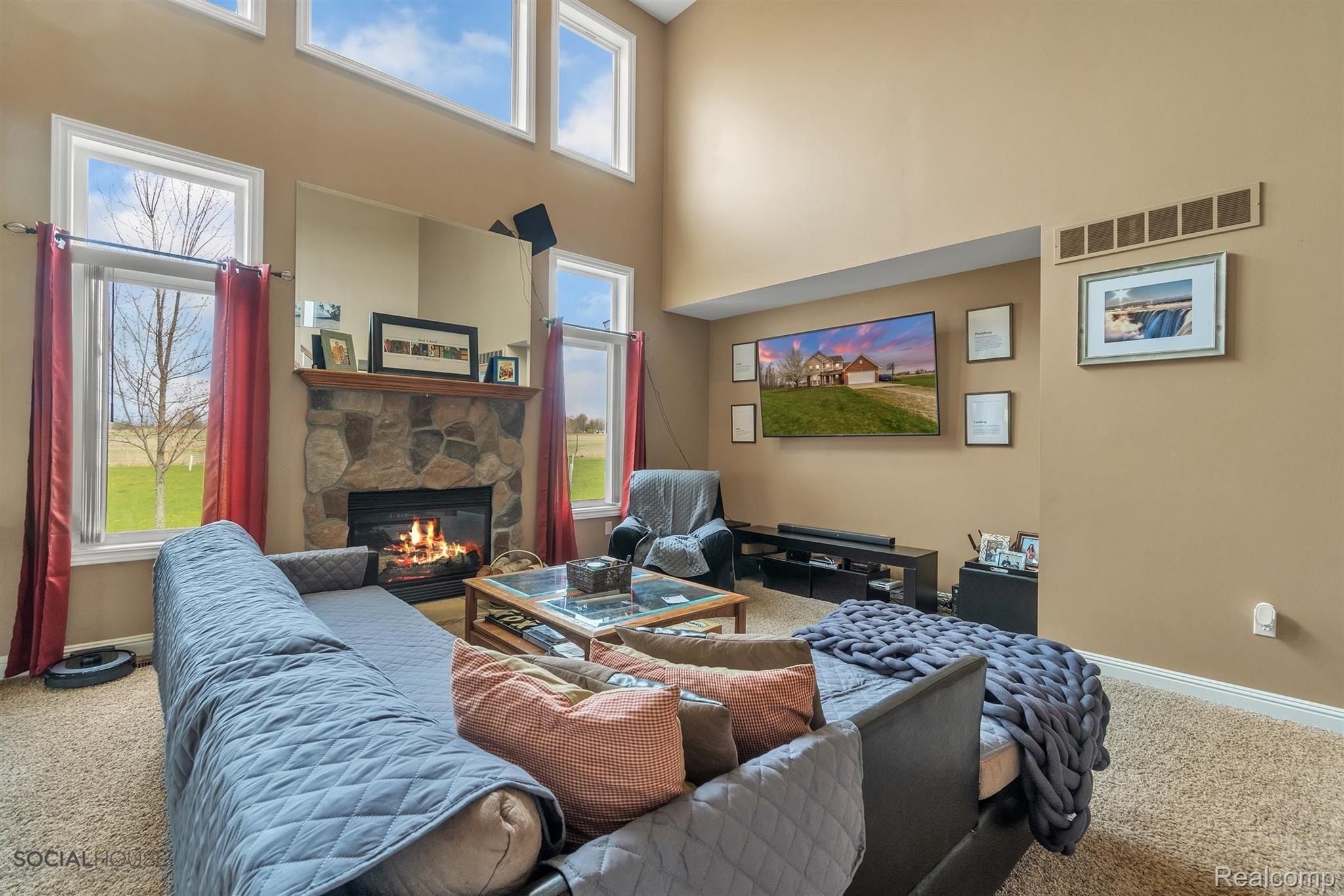 13932 Fox Ridge Lane Allenton, MI 48002 - Photo 13 of 49 14-13932 Fox Ridge Ln-Windowstill Real Estate Photography-14.jpg