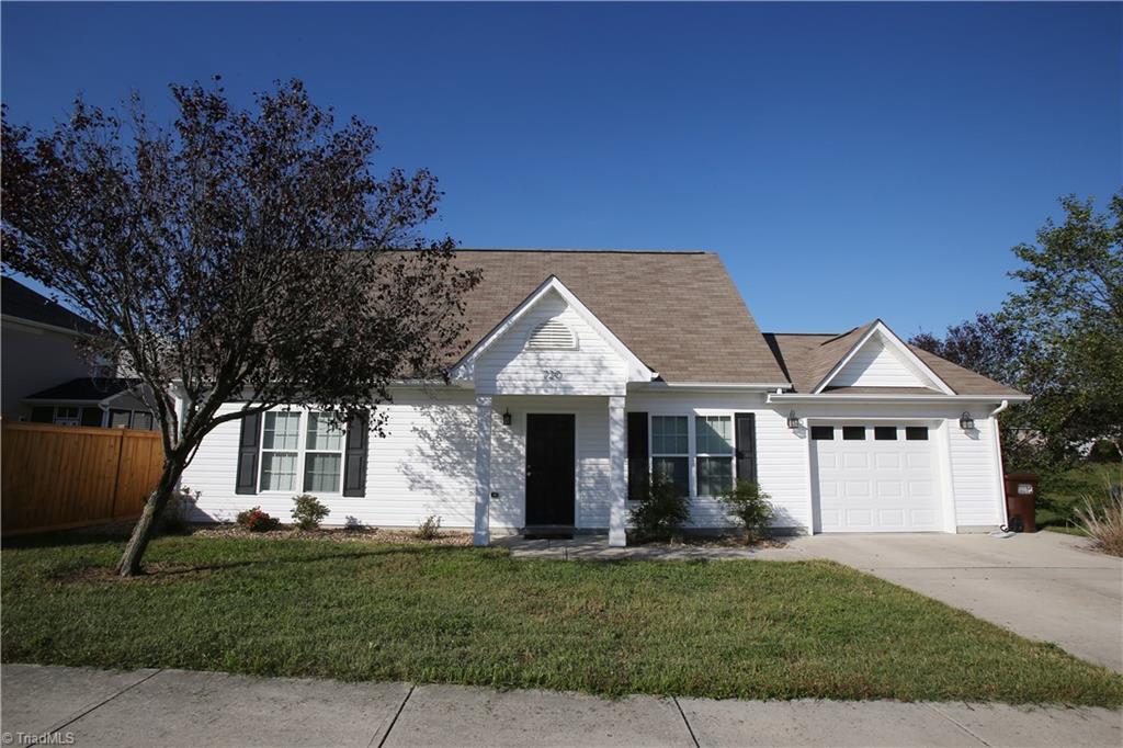 720 Spinning Wheel Point High Point, NC 27265 - Photo 2 of 23 Gallery Image 2