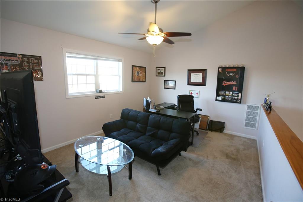 720 Spinning Wheel Point High Point, NC 27265 - Photo 16 of 23 Gallery Image 16
