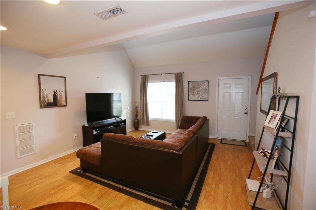 720 Spinning Wheel Point High Point, NC 27265 - Photo 9 of 23 Gallery Image 9