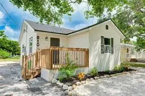 $369,000 | 810 20th Avenue West, Bradenton, FL 34205
