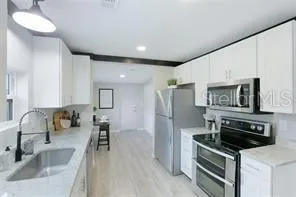 $369,000 | 810 20th Avenue West, Bradenton, FL 34205