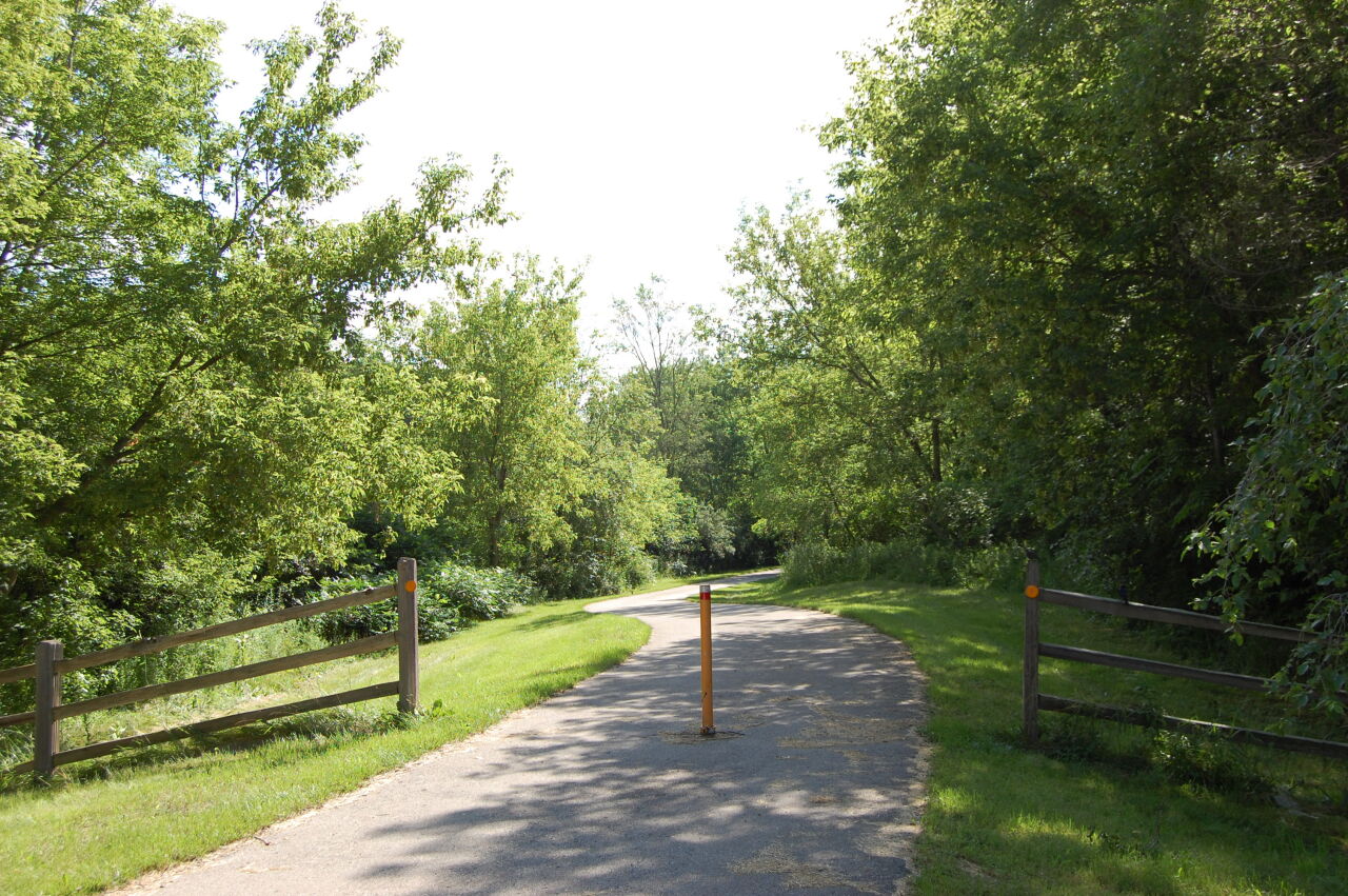 403 Trail Of Pnes Lane, Unit 405 Rochester, WI 53105 - Photo 6 of 17 Photo 6