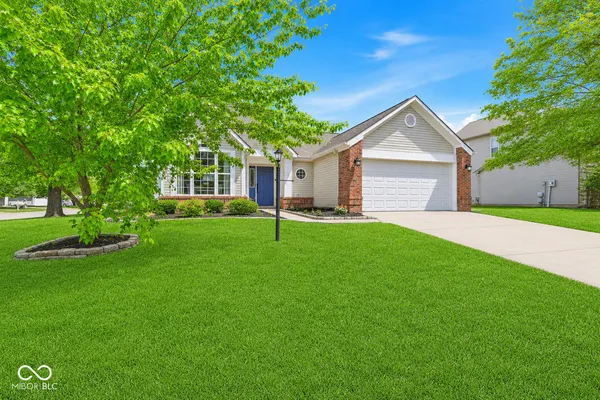 $349,000 | 8940 Woodlark Drive, Fishers, IN 46038