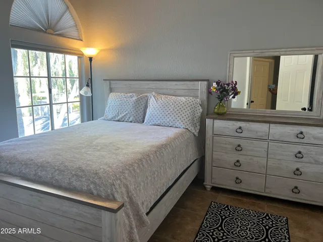 $1,900 | 255 South Kyrene Road, Unit 231, Chandler, AZ 85226