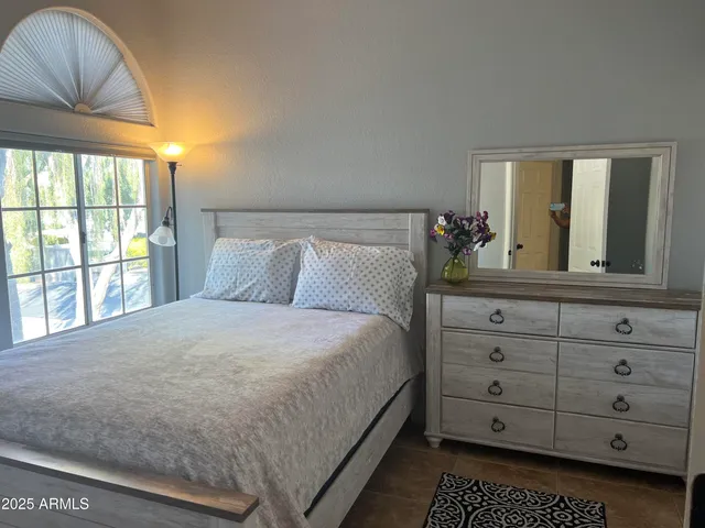 $1,900 | 255 South Kyrene Road, Unit 231, Chandler, AZ 85226