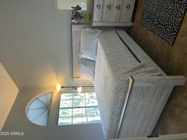 $1,900 | 255 South Kyrene Road, Unit 231, Chandler, AZ 85226