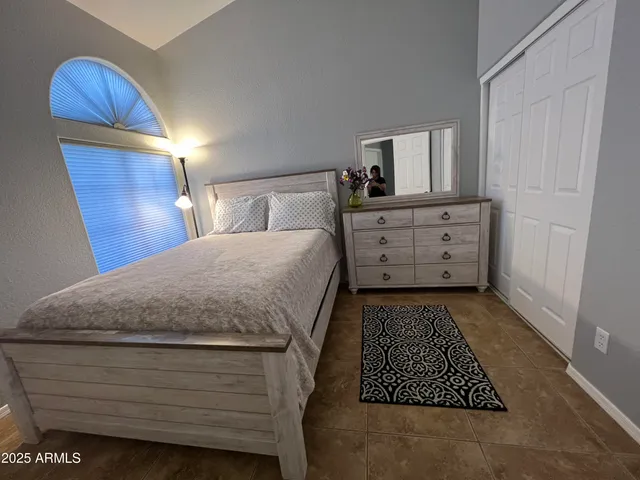 $1,900 | 255 South Kyrene Road, Unit 231, Chandler, AZ 85226