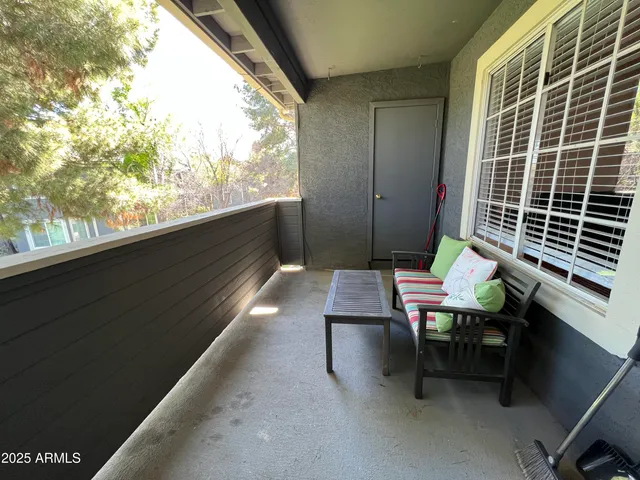 $1,900 | 255 South Kyrene Road, Unit 231, Chandler, AZ 85226