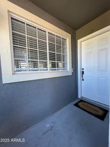 $1,900 | 255 South Kyrene Road, Unit 231, Chandler, AZ 85226