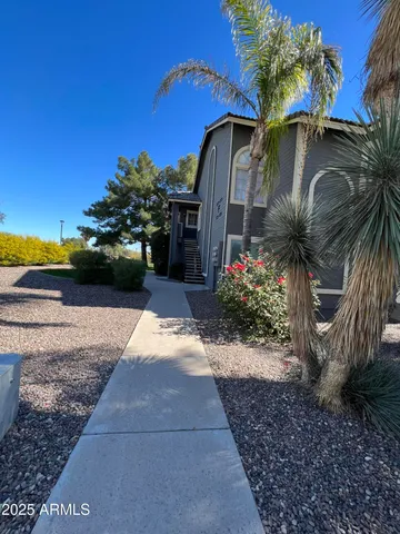 $1,900 | 255 South Kyrene Road, Unit 231, Chandler, AZ 85226