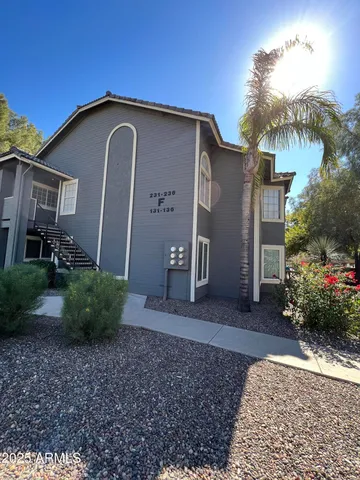 $1,900 | 255 South Kyrene Road, Unit 231, Chandler, AZ 85226