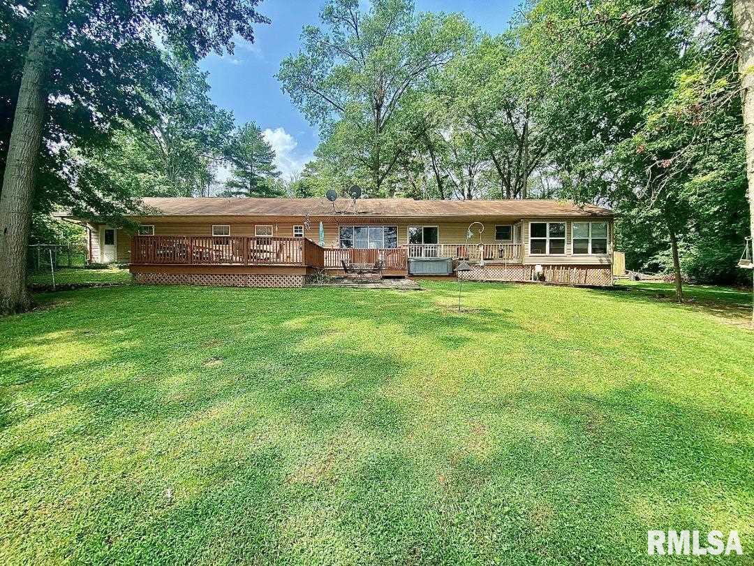 1804 Moonglow Road Centralia, IL 62801 - Photo 15 of 21