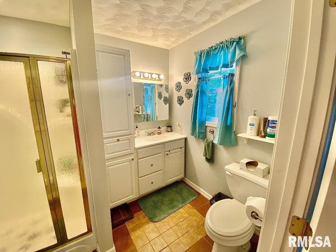 1804 Moonglow Road Centralia, IL 62801 - Photo 10 of 21