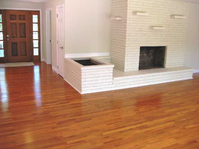 4296 Dublin Road Columbus, OH 43221 - Photo 3 of 18 Gallery Image 3