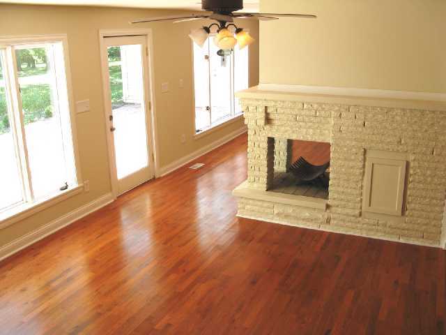 4296 Dublin Road Columbus, OH 43221 - Photo 6 of 18 Gallery Image 6