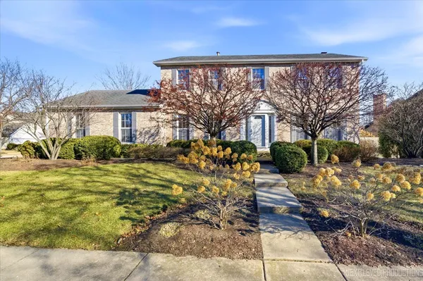 $560,000 | 549 Bloomfield Circle, Geneva, IL 60134