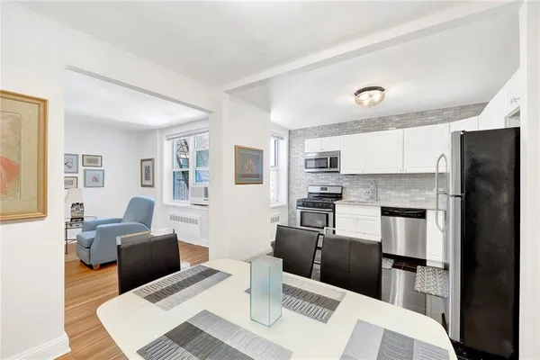 $479,500 | 9707 4th Avenue, Unit 4F | Bay Ridge