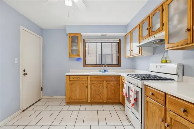 $225,000 | 5143 North East River Road, Unit 152B, Chicago, IL 60656