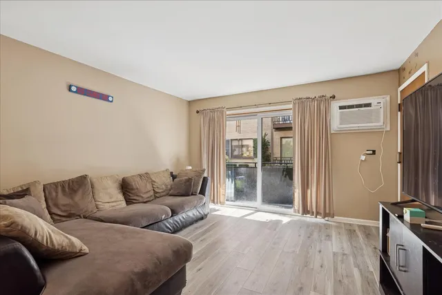 $225,000 | 5143 North East River Road, Unit 152B, Chicago, IL 60656