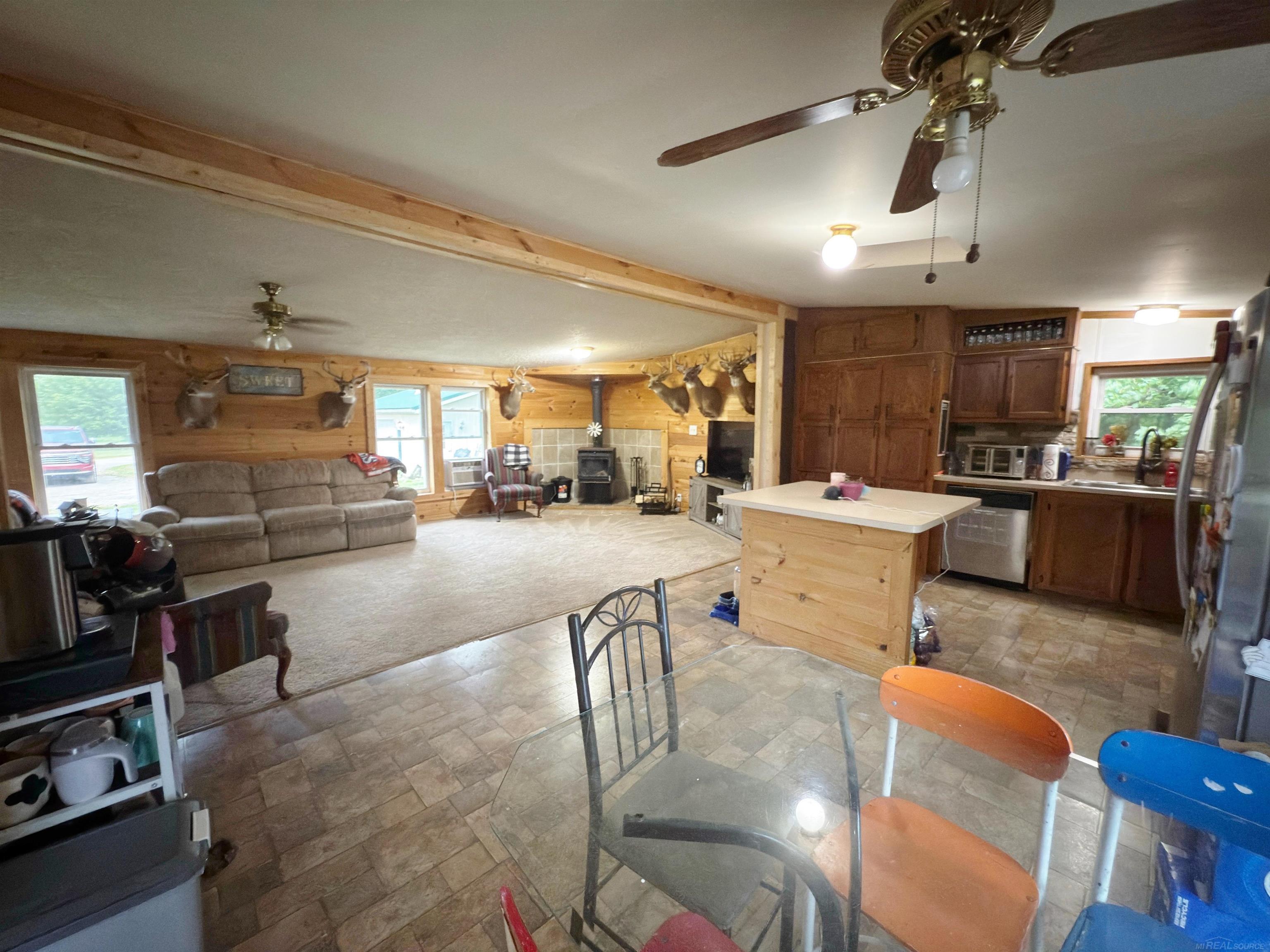 8195 Jordan Road Yale, MI 48097 - Photo 3 of 23