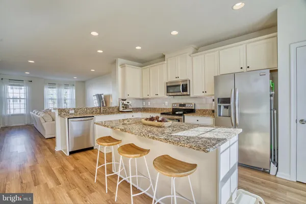 $2,900 | 8217 Heritage Crossing Court, Manassas, VA 20109