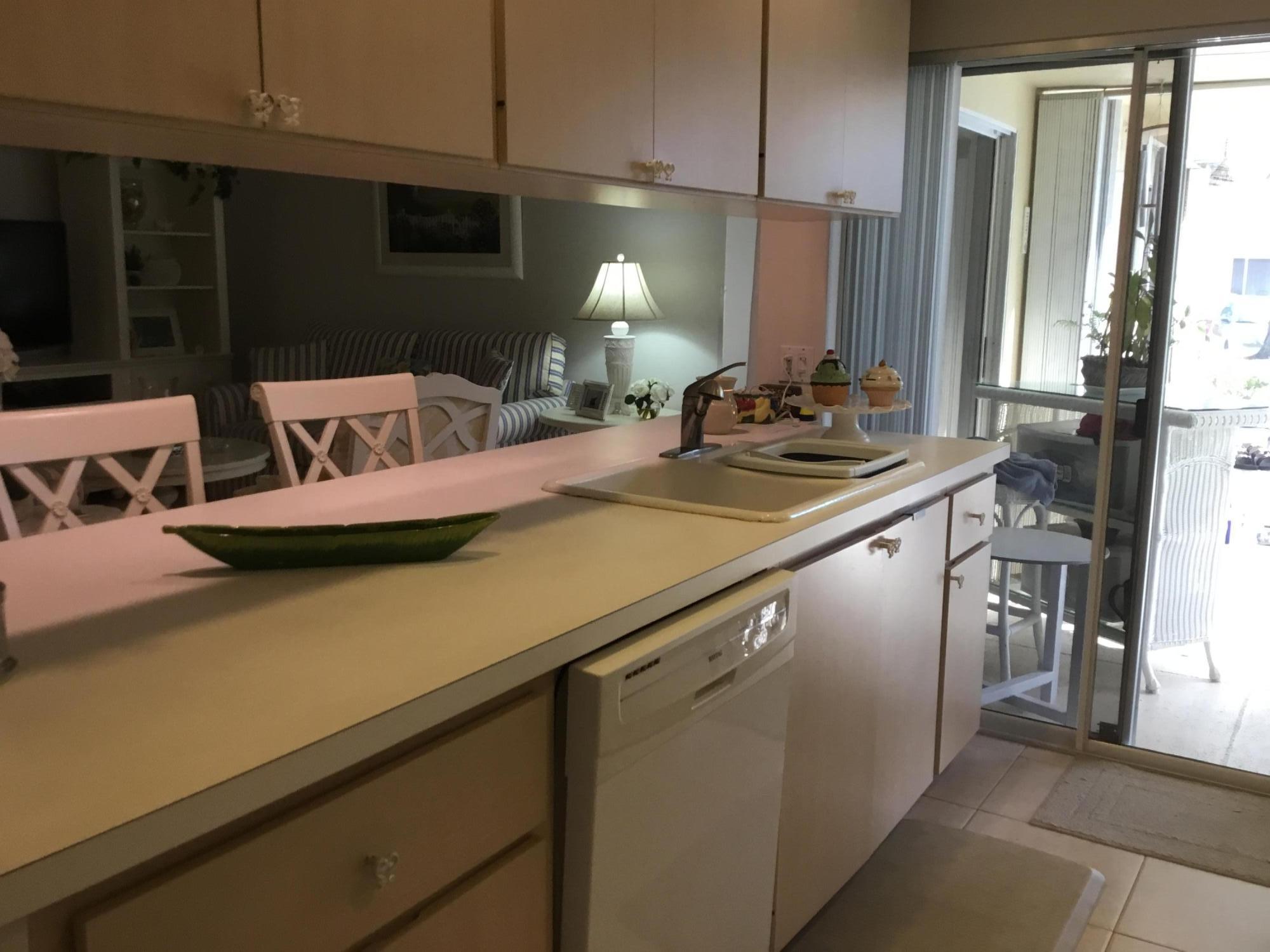 1201 Northwest Sun Terrace Circle, Unit D Port St. Lucie, FL 34986 - Photo 6 of 18 IMG_0377