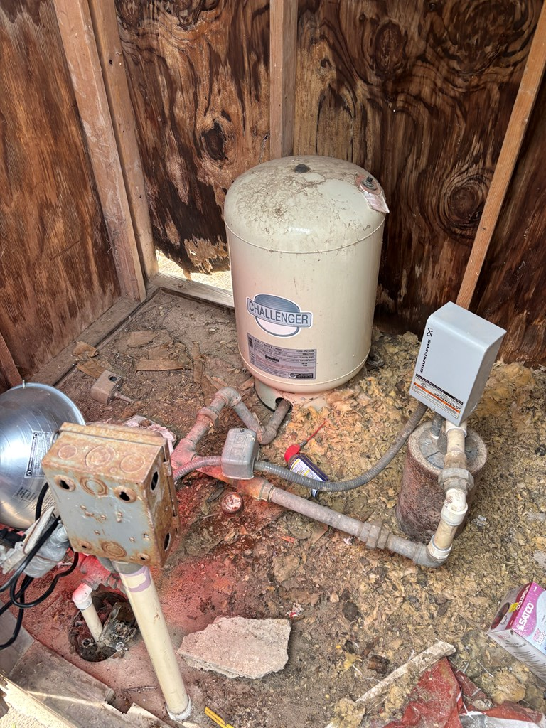 253 Molly Road Brackettville, TX 78832 - Photo 20 of 40