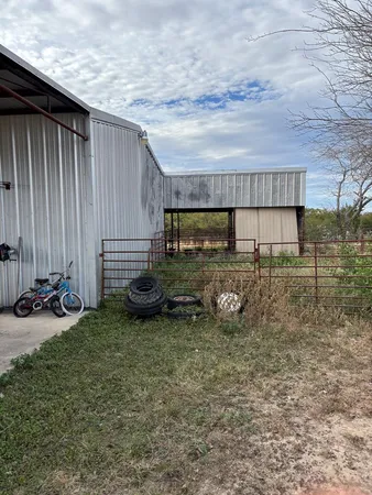 $599,000 | 253 Molly Road, Brackettville, TX 78832