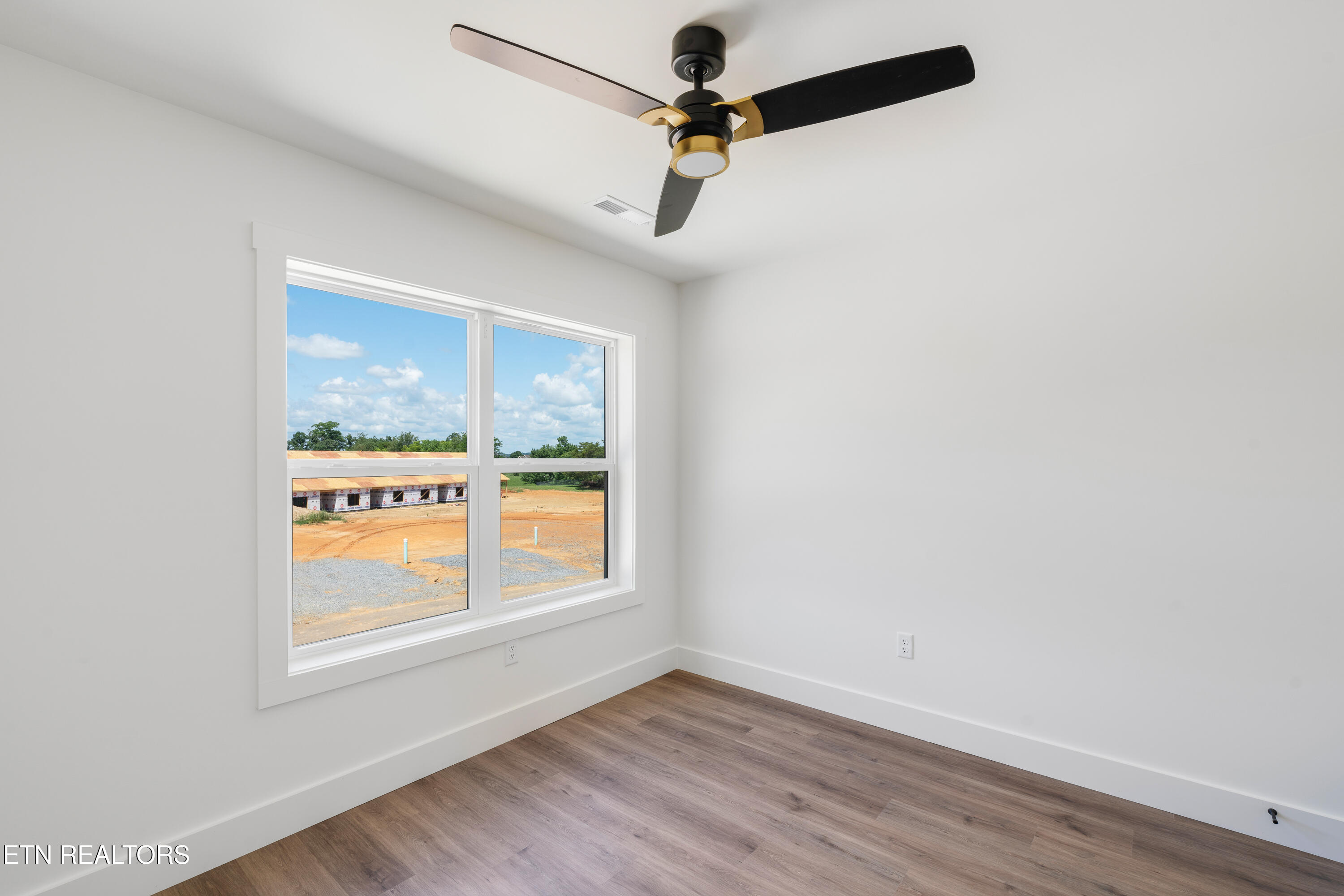 1349 Grace Ridge Drive Sevierville, TN 37862 - Photo 35 of 57 Grace Ridge Townhomes - 1349-30