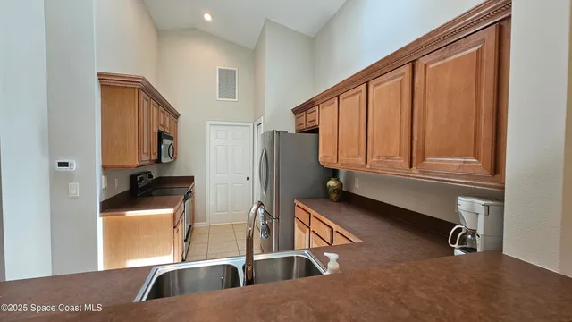 $2,900 | 5324 Tay Court, Melbourne Beach, FL 32951