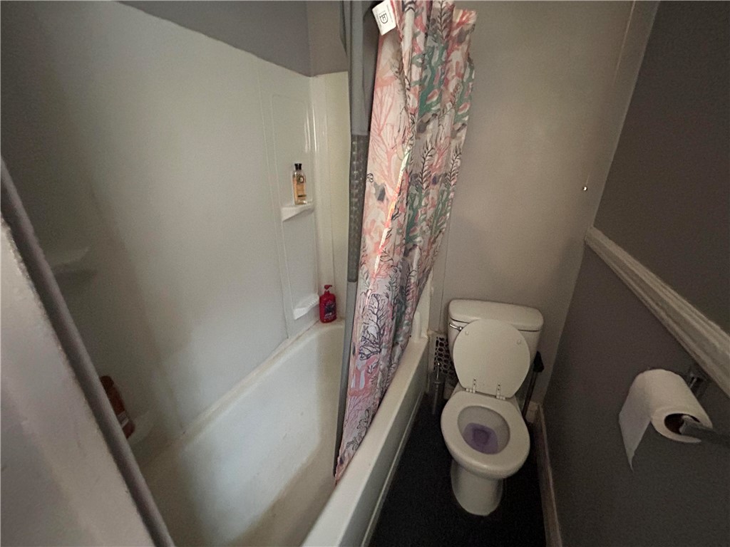 533 Frost Avenue Rochester, NY 14611 - Photo 12 of 16