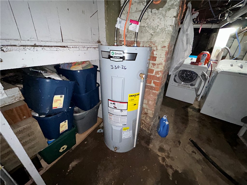 533 Frost Avenue Rochester, NY 14611 - Photo 14 of 16