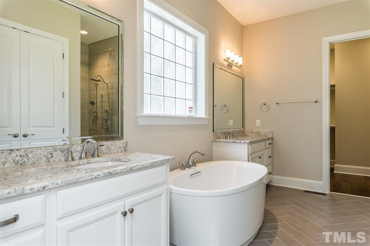 5281 Aleppo Lane, Unit 3 Raleigh, NC 27613 - Photo 16 of 25