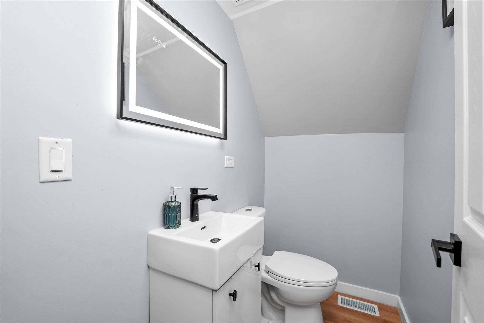 10554 South State Street Chicago, IL 60628 - Photo 15 of 26