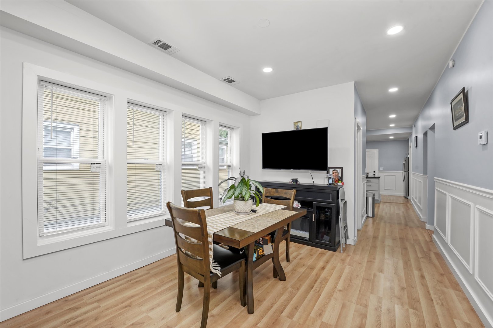 10554 South State Street Chicago, IL 60628 - Photo 7 of 26