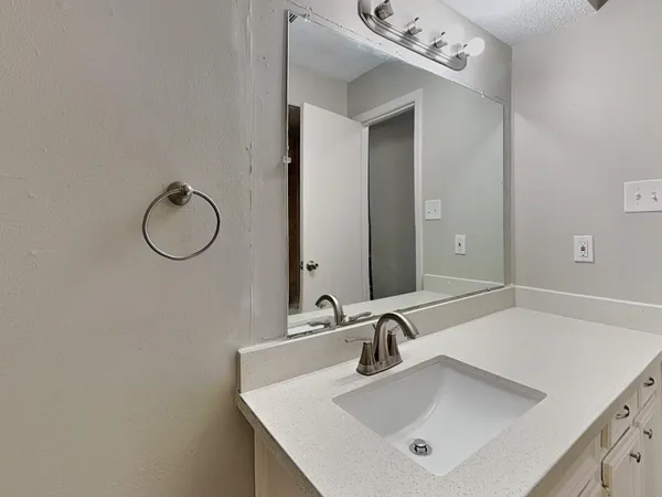 $1,665 | 8322 Autumn Willow Drive, Tomball, TX 77375