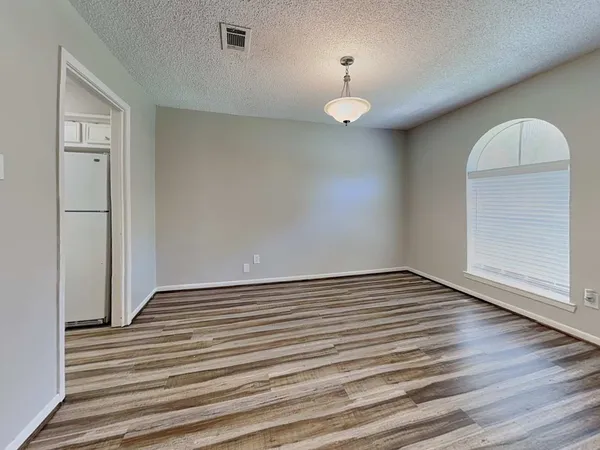 $1,665 | 8322 Autumn Willow Drive, Tomball, TX 77375